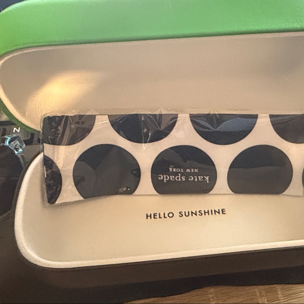 kate spade Clear Translucent Frame Sunglasses wit… - image 3